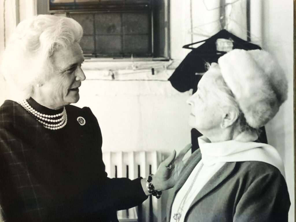 Mrs. Bush talks to a cast member.